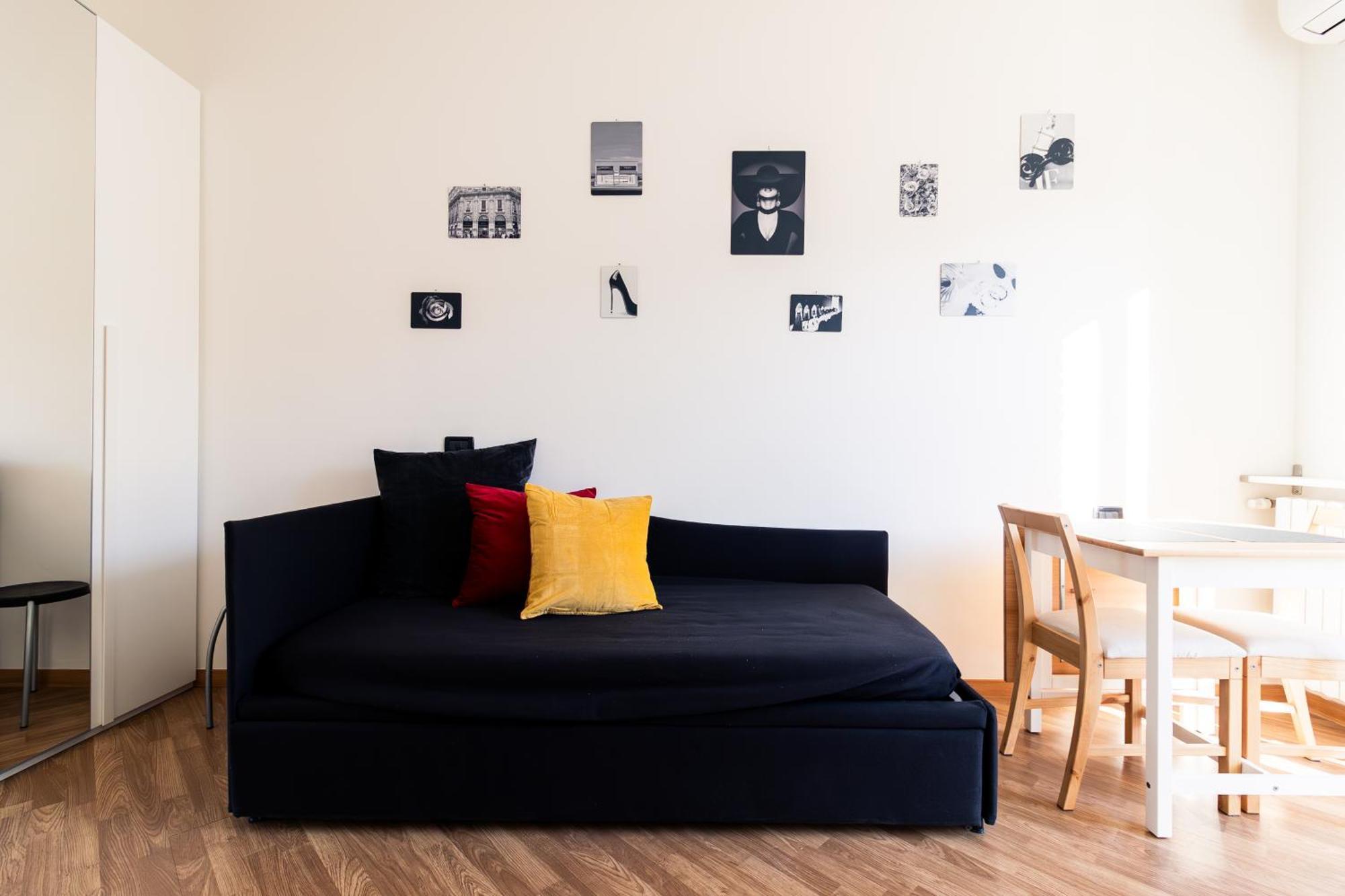 Abbiategrasso - Bocconi - 2 Camere Da Letto 米兰 外观 照片